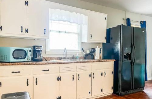 Normal Maison | Boswell Bungalow-Large Yard-Pets-Wifi