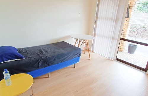 The Gardens Maison | Botanic Gardens Rooms Close to Airport