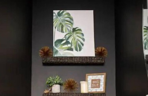 Huntington Maison | Botanical Bungalow Deck, gas grill & fireplace!