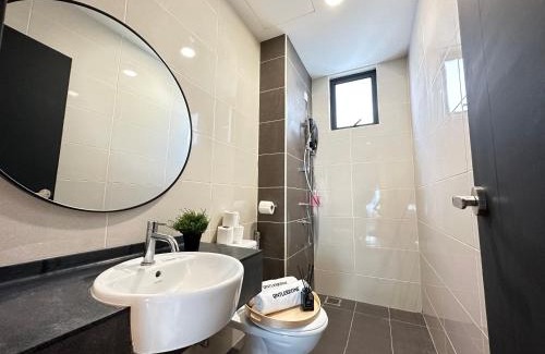 Central District Appartement | Botanika, Luxury Homestay by Antlerzone