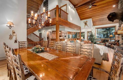 Boulder Ridge Maison | Boulder Ridge Lodge Huge Ski In Home Sleeps 22