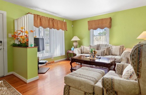 Calumet City Maison | Bountiful Abode: 2 BR Full Bsmt