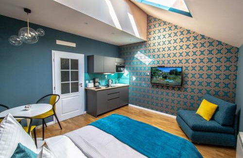 Nove Mesto Appartement | Bourgeois Apartment in Cultural Heritage Building by Ruterra