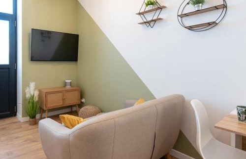 Bourgoin-Jallieu Appartement | Bourgoin T2 proche Gare Netflix Tout Confort