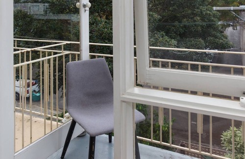 St. Kilda East Appartement | Boutique Beauty with Balcony in St Kilda East