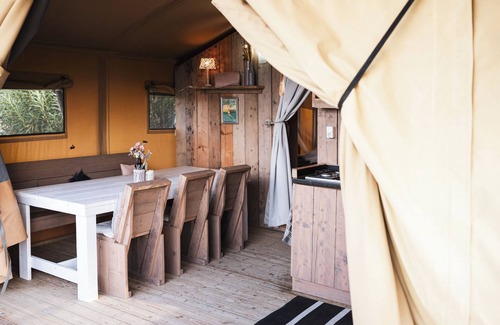 Montefiore dell'Aso Location De VR | Boutique Glamping Safaritent, met uitzicht op Adriatische zee