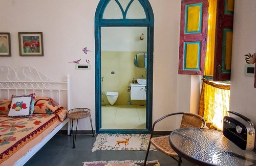 Udaipur Lit Et Petit-Déjeuner | Boutique Homestay With Art Center in Courtyard House