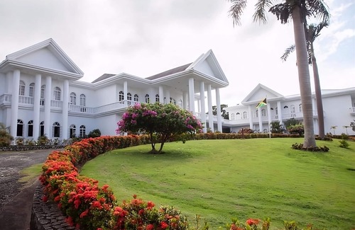 Port Antonio Appartement | Boutique Hotel in Port Antonio, Jamaica! Comes with FREE Parking & Breakfast!