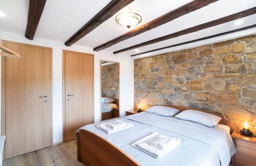 Izola Maison | Boutique House Rustikana by Locap Group