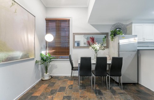 Burwood Maison | Boutique Private Rm situated in the heart of Burwood 5 - ROOM ONLY