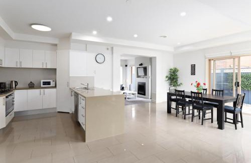 Mentone Maison | Boutique Stays - Mentone Abode