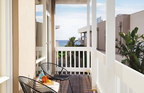 Aspendale Maison | BOUTIQUE STAYS - Rest Ashored