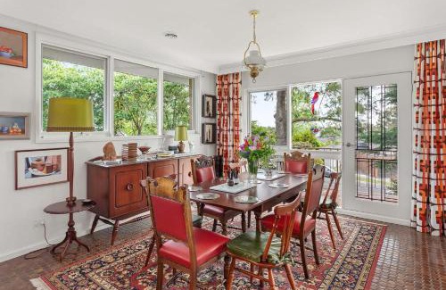 Mount Waverley Maison | Boutique Stays - That 70s House