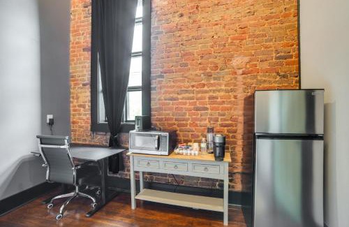Marshall Appartement | Boutique Studio Stay in the Heart of Marshall!