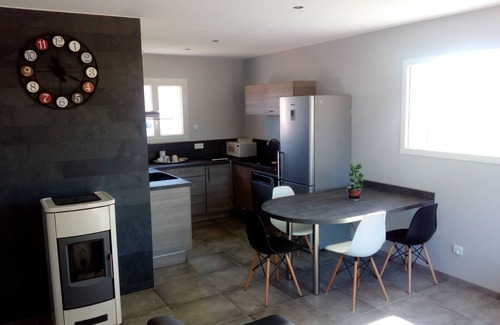 Ouches Maison | Petite maison à la campagne