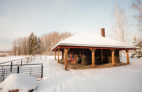 Pedvale Maison | Brīvdienu māja "Saules Avoti"