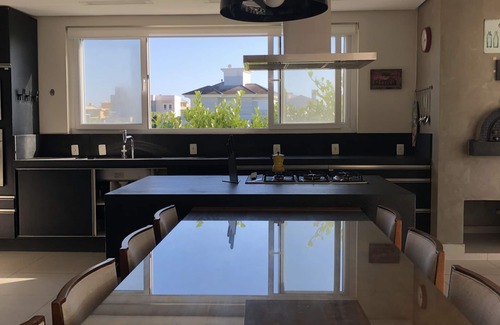 Laguna Villa | Maison 450m2 Cond. Fermé