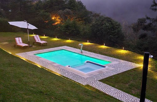 Campos do Jordao Cabine | M&H Refuge - Incredible view, hot tub and heated pool 20 minutes from the center