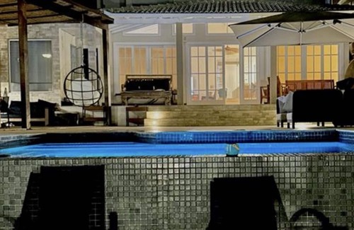 Caieira Maison | Cove in front of the island of Caras