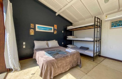 Portal da Ferradura Cabine | Hostel with private and shared rooms, excellent location and views.