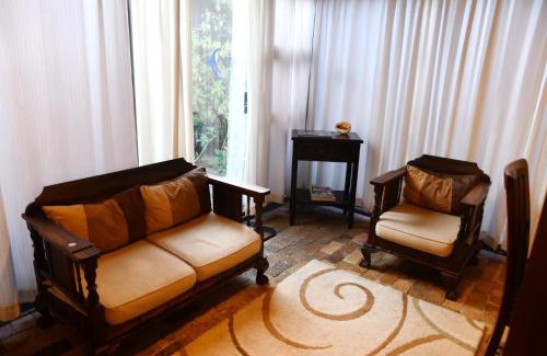 Pinelands Appartement | Bradclin House