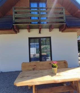 Gorki Mae Maison | Brama Gór