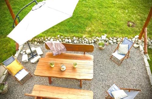 Gorki Mae Maison | Brama Gór