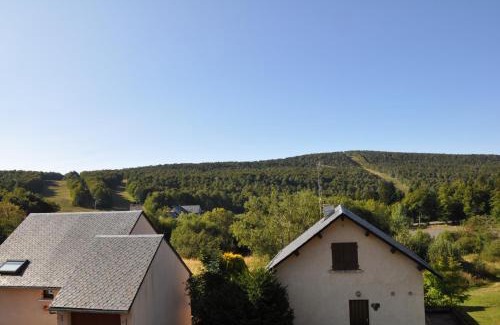 Prades-d'Aubrac Maison | Brameloup