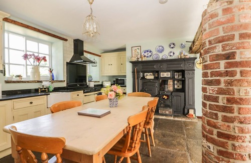 Winestead Cottage | Bramhill Granges, BURTON PIDSEA