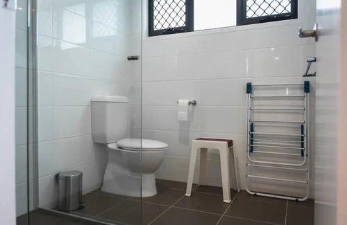 Wynnum Appartement | Brand new 1 bedroom micro apartment for 2