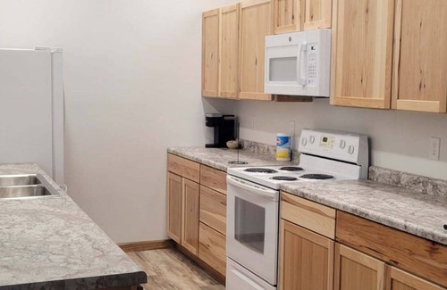 Mahto Cabine | Brand New 2-bedroom getaway cabin located a half mile from Mobridge