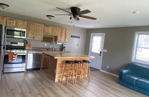 Newville Appartement | Brand New! 2 BR Barndominium apt just 15 minutes from Carlisle