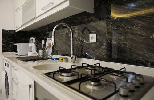 Sakarya Mahallesi Maison | Brand New DuPlex 2 étages 3 chambres 2 salles de bain, 2 grands balcons avec vue