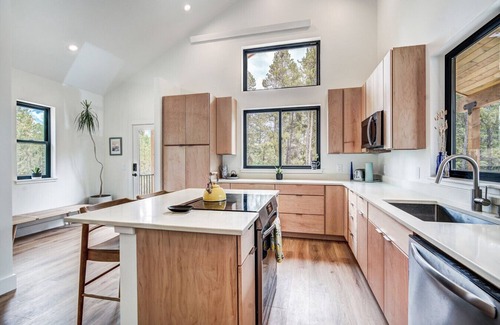 Fairplay Maison | Brand‑New 3BR Mountain Home w/Stargazing Deck + 1‑Acre Privacy