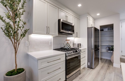 Hockinson Maison | BRAND NEW! 5 bedroom guesthouse in Brush Prairie sleeps 10