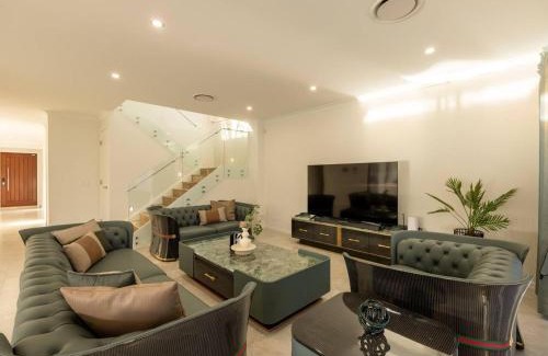 Rochedale Maison | Brand New 5B Luxury Modern Dream House at Rochedale