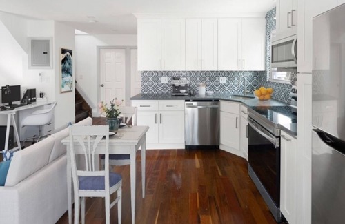 Queens Maison | Brand new 6 bedroom house close to JFK and LGA airport.