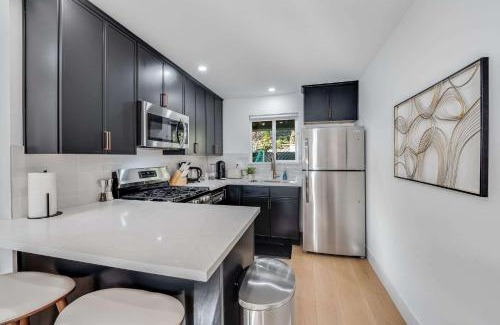 Sunnyvale West Maison | Brand New Apt W Parking Blocks From Downtown- A