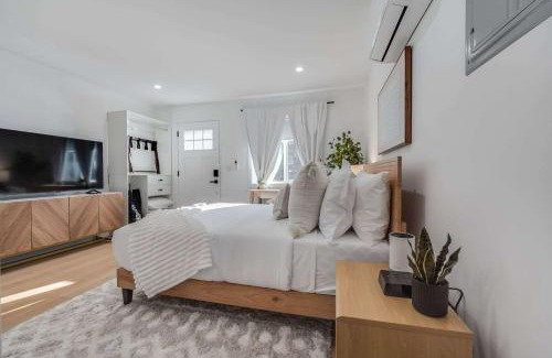 Sunnyvale West Maison | Brand New Apt W Parking Blocks From Downtown- A