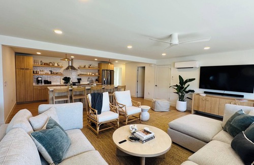 Surf City Maison | Brand new! Beautiful new home ocean block in the heart of Surf City.
