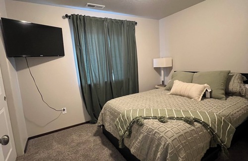 Umatilla Maison | Brand new charming 3-bedroom house with AC and WiFi in wonderful Umatilla