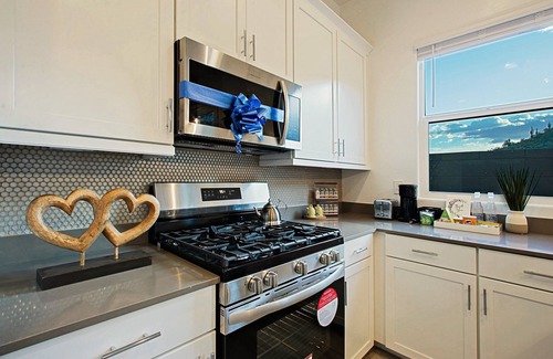 North Gateway Maison | Brand new community! Modern and stylish Casita with mountain view