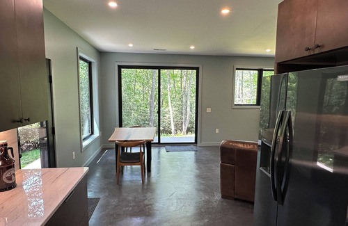 Rye Valley Cabine | Brand new completed June 2025 with Hot tub and River
