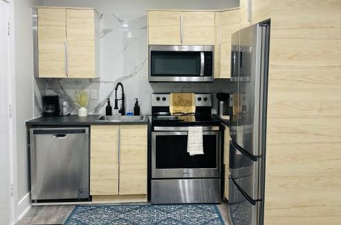 Old East Dallas Appartement | BRAND NEW COZY 1B1B Near Downtown Free Parking