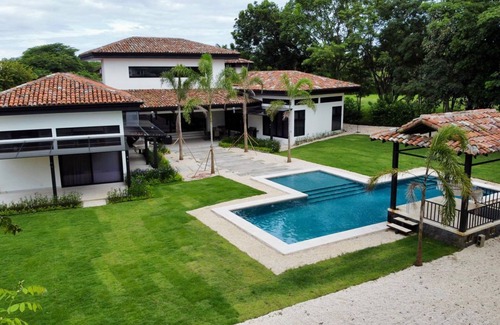 Tamarindo Maison | Brand New House just Steps from Private Beach in Gated Community
