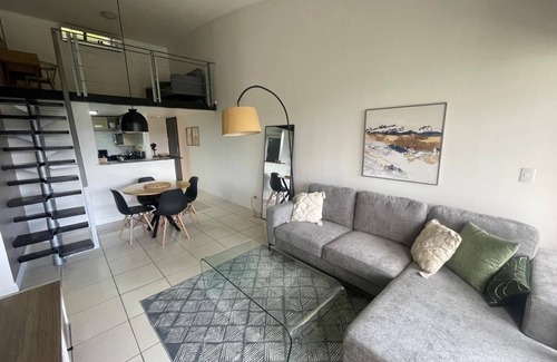 Santa Ana Appartement | Brand New lake view Penthouse with A/C, pool, gym, tennis in common area