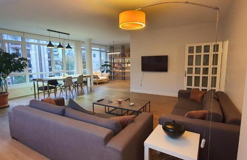 Gayrettepe Appartement | Brand-new Luxury Spacious with balcony