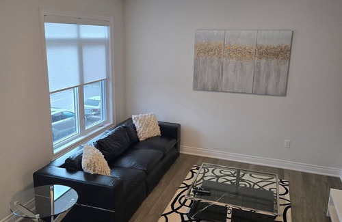 West Oak Trails Maison | Brand new Modern 4 Bedroom Home in prestigious Oakville community
