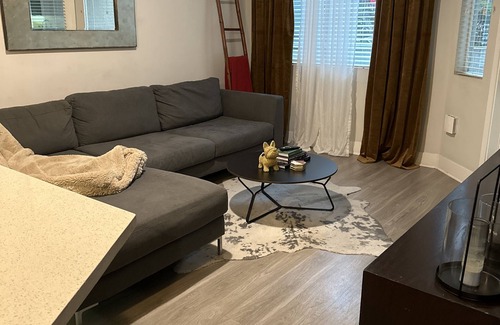 Little Tokyo Maison | Quartier neuf de la mode DTLA, Zen moderne et résidentiel