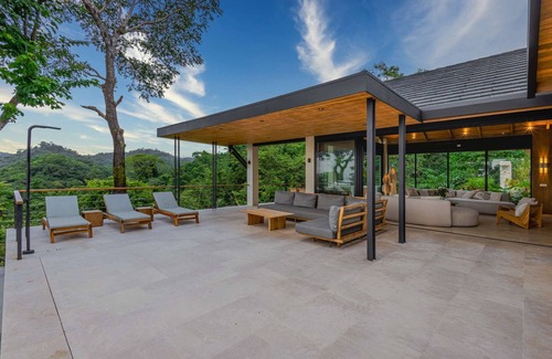 Mal Pais Maison | Brand New - Ocean View - Pool - Modern - Spacious